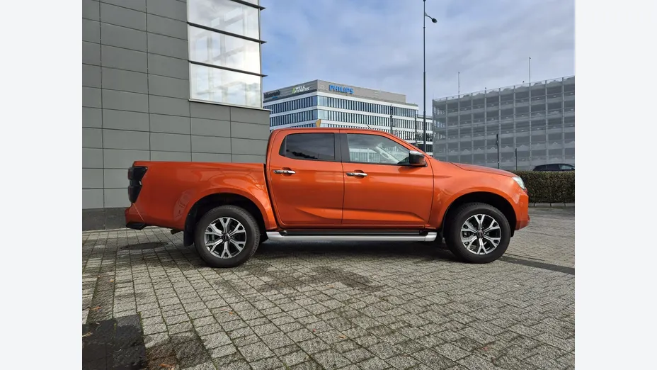 ISUZU D-Max -