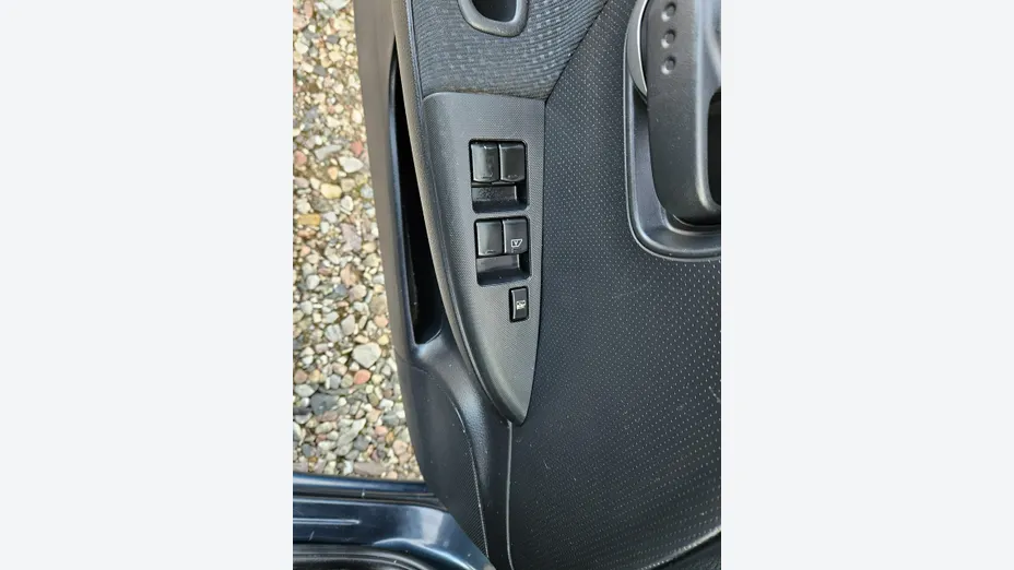 NISSAN Note -