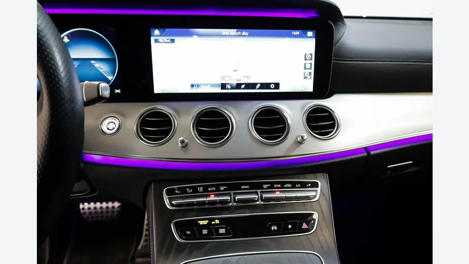 MERCEDES-BENZ E Klasa -