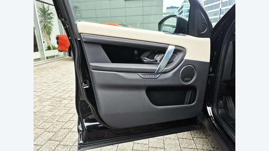 LAND ROVER Discovery Sport -