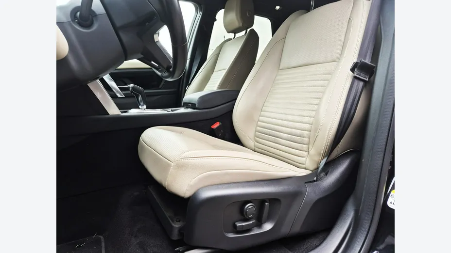 LAND ROVER Discovery Sport -