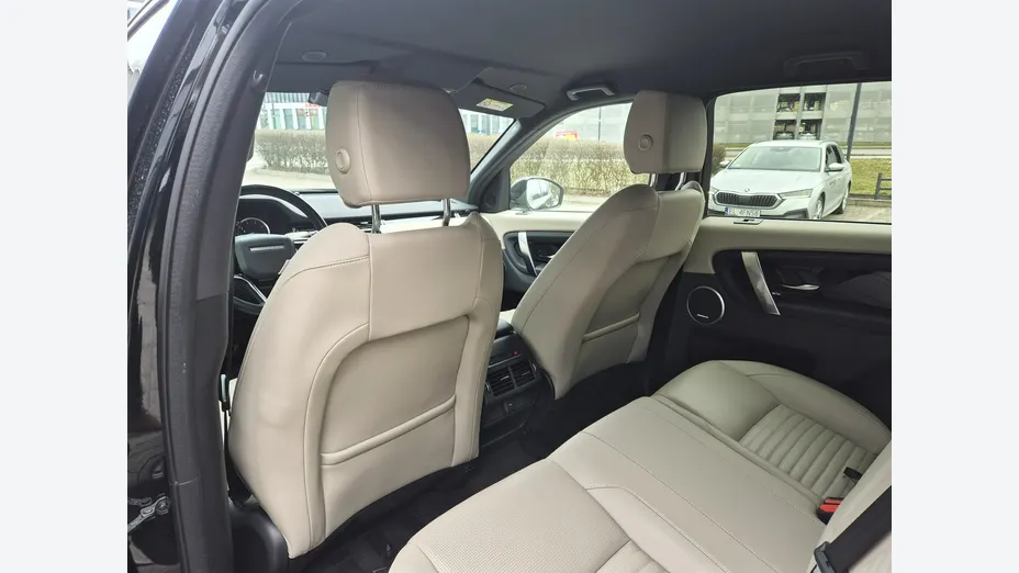 LAND ROVER Discovery Sport -