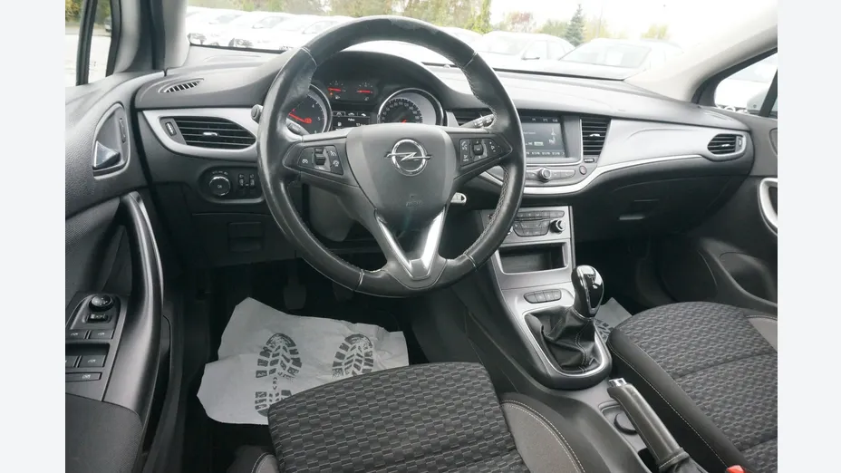OPEL Astra -