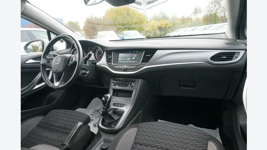 OPEL Astra -