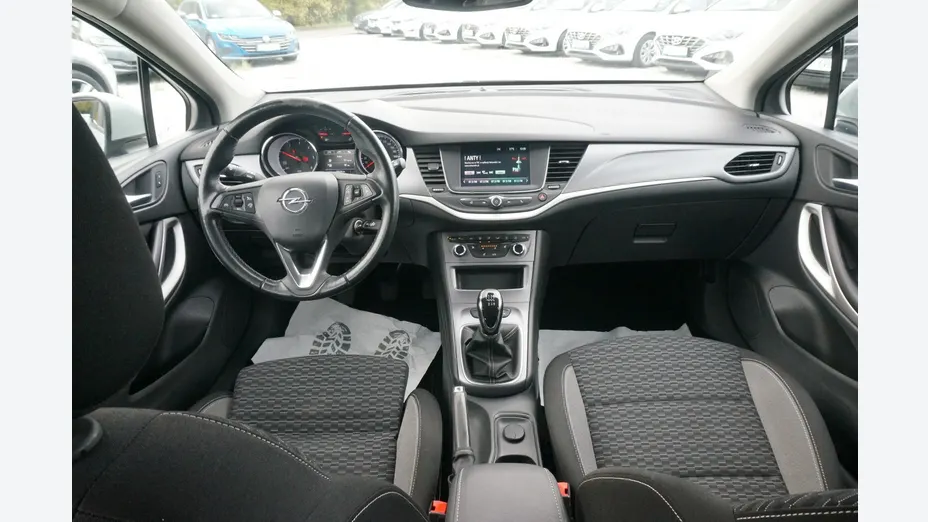 OPEL Astra -