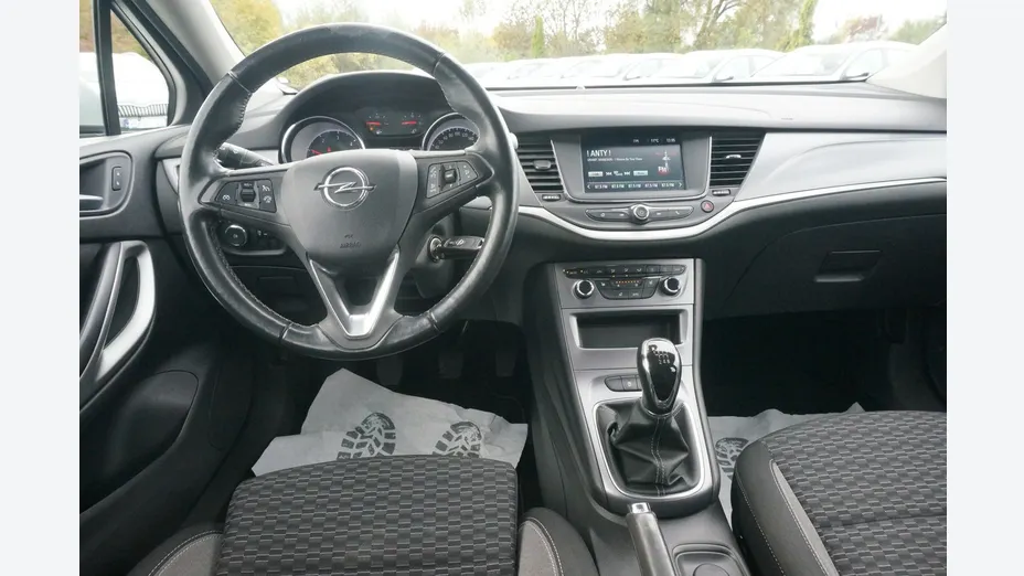 OPEL Astra -