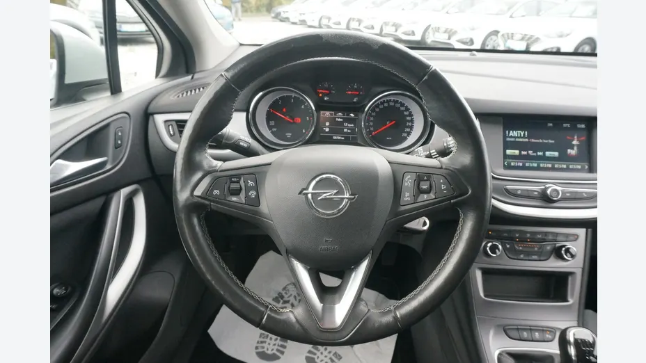 OPEL Astra -