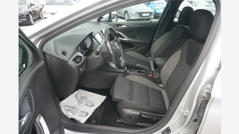 OPEL Astra -