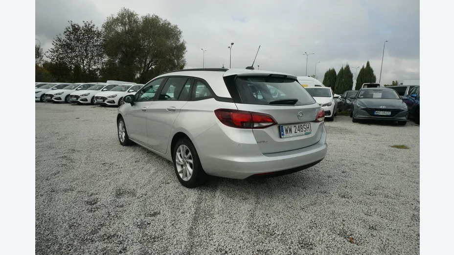 OPEL Astra -