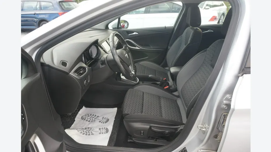 OPEL Astra -