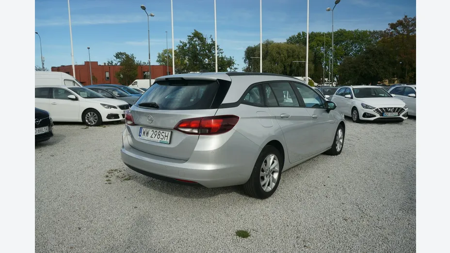 OPEL Astra -