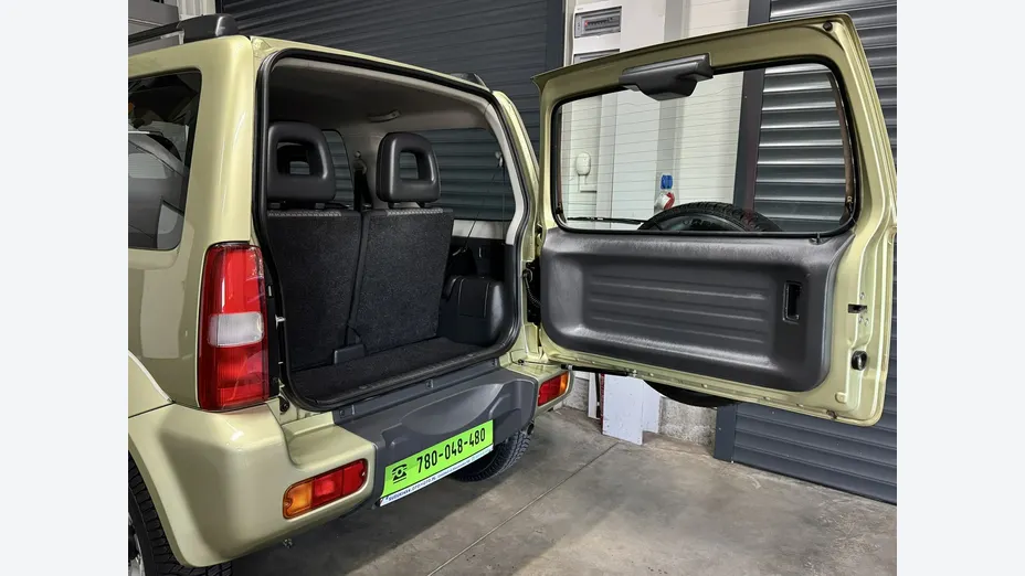 SUZUKI Jimny -
