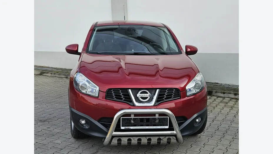 NISSAN Qashqai -