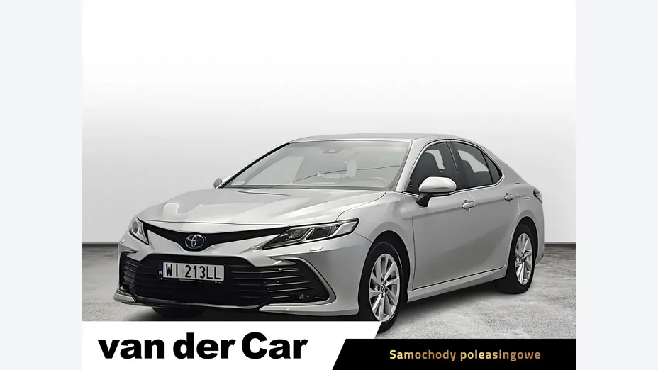 TOYOTA Camry -