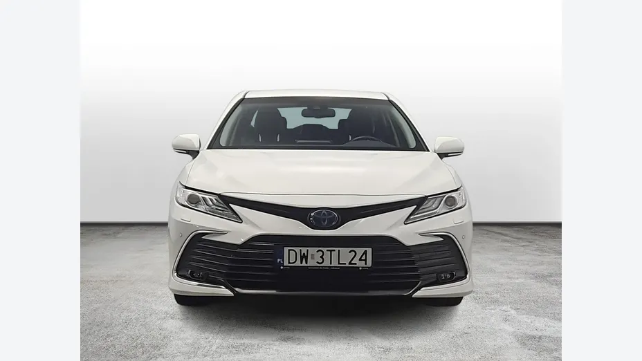TOYOTA Camry -