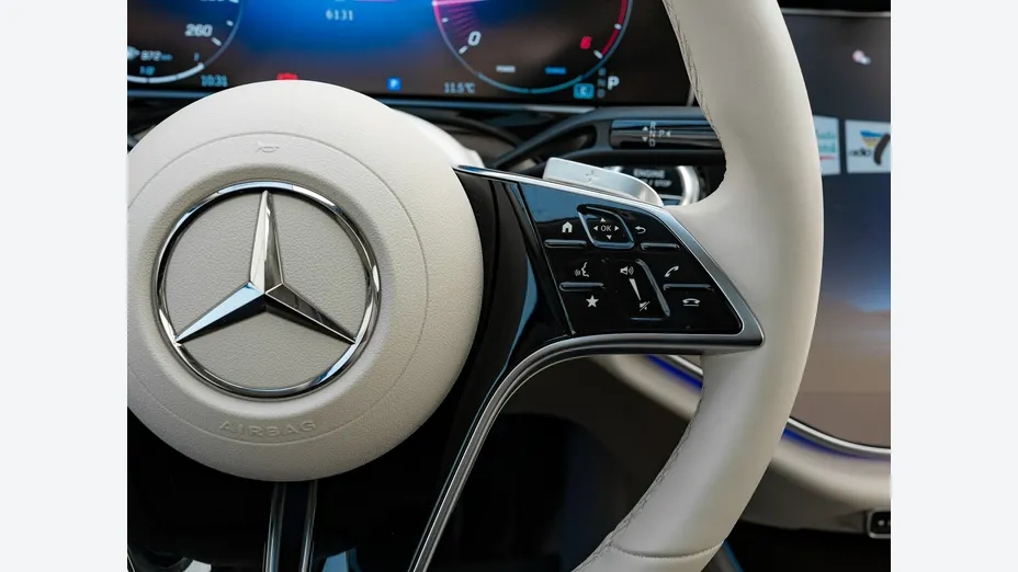 MERCEDES-BENZ E Klasa -