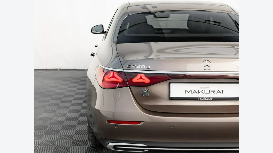 MERCEDES-BENZ E Klasa -