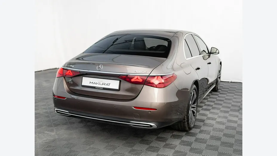 MERCEDES-BENZ E Klasa -