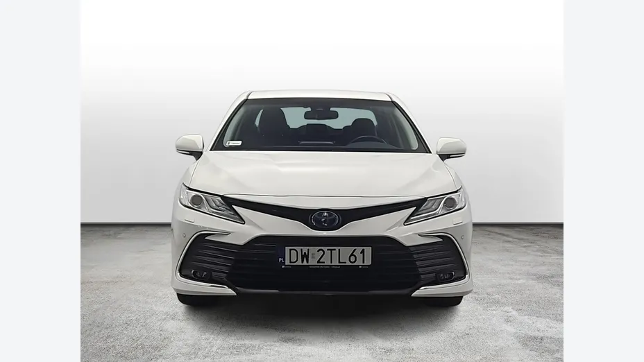 TOYOTA Camry -