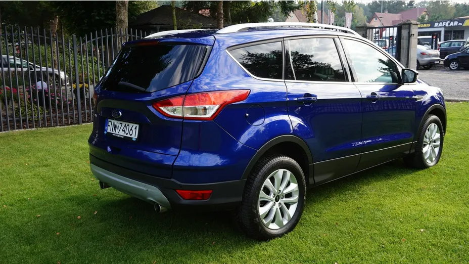 FORD Kuga -
