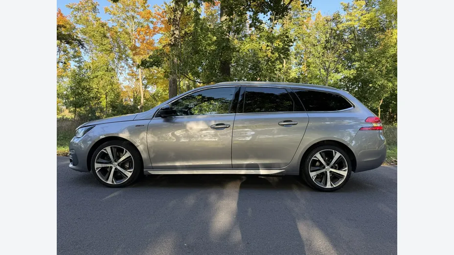 PEUGEOT 308 -
