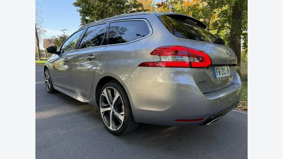 PEUGEOT 308 -