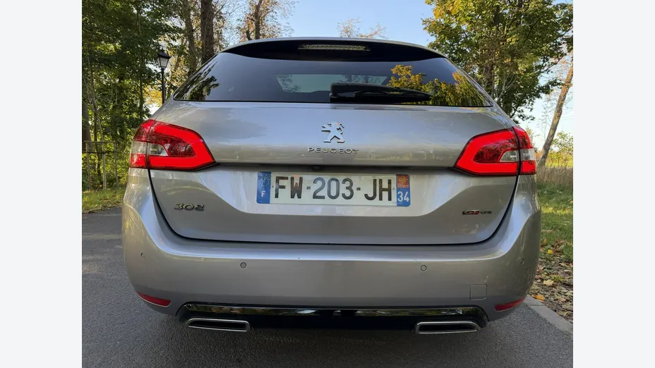 PEUGEOT 308 -