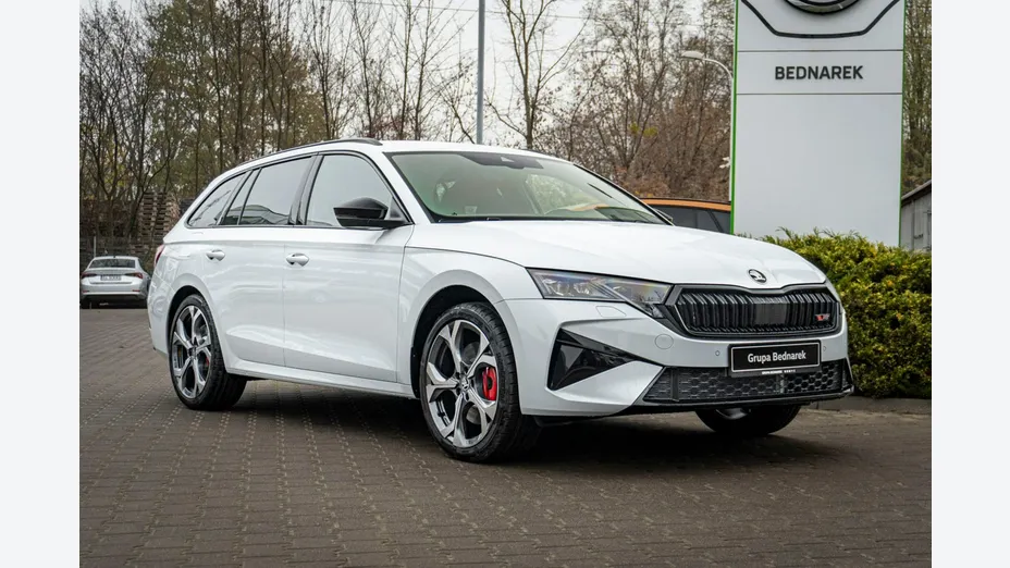 SKODA Octavia -