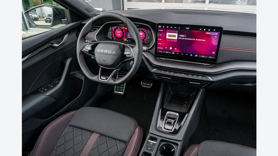 SKODA Octavia -