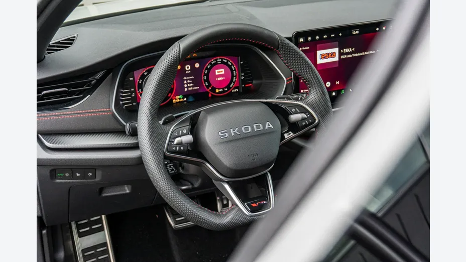 SKODA Octavia -