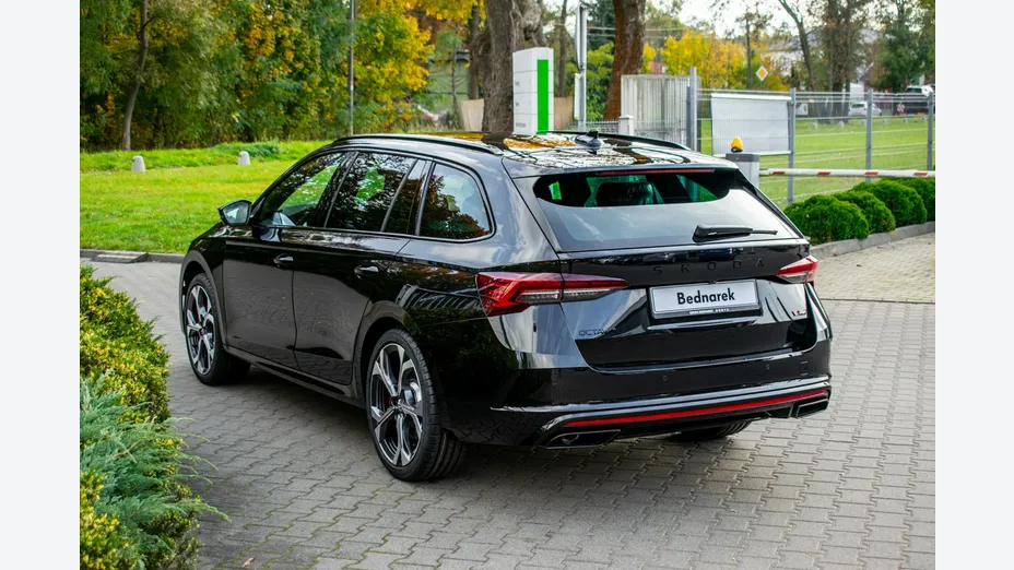 SKODA Octavia -