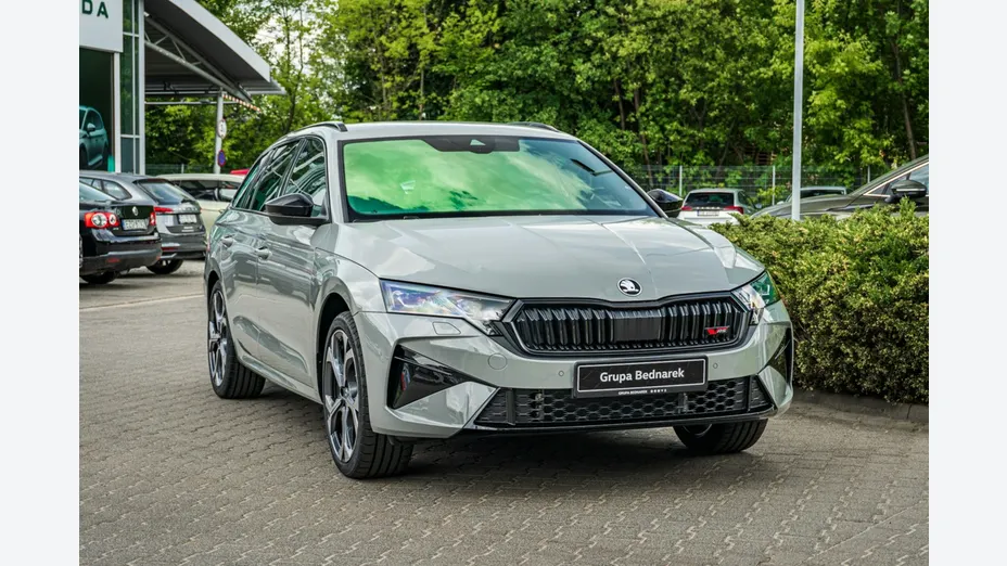 SKODA Octavia -