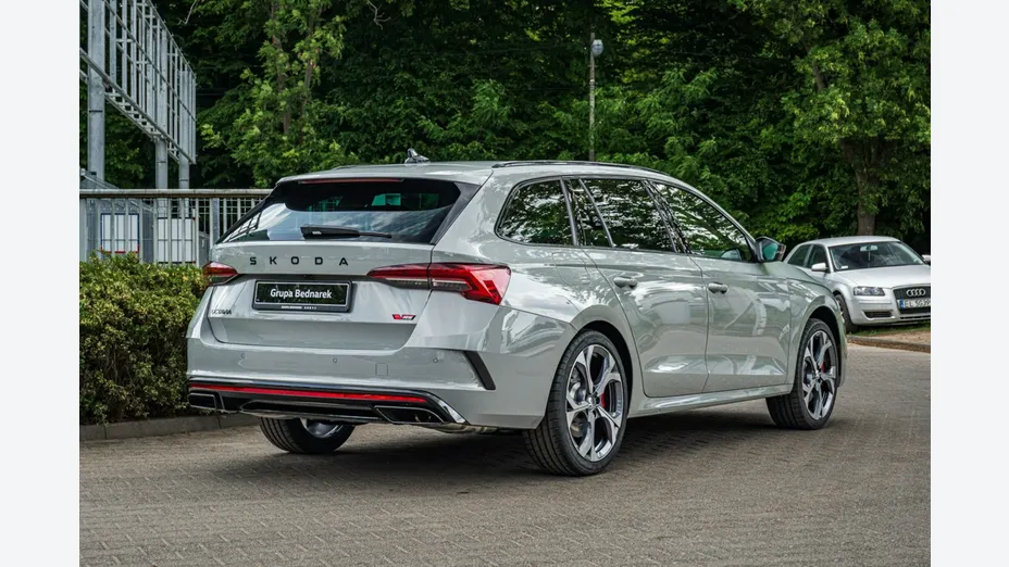 SKODA Octavia -