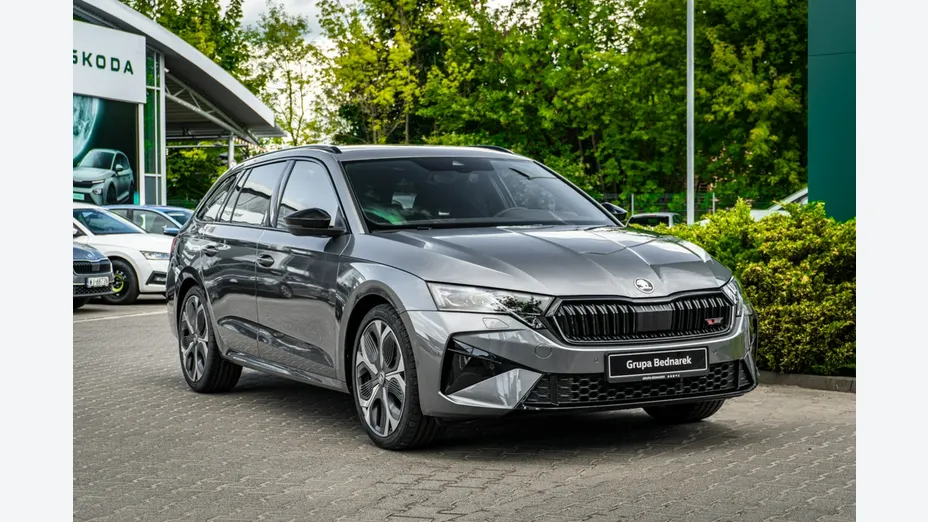 SKODA Octavia -