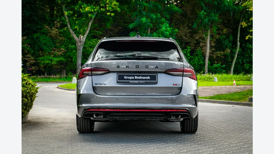 SKODA Octavia -