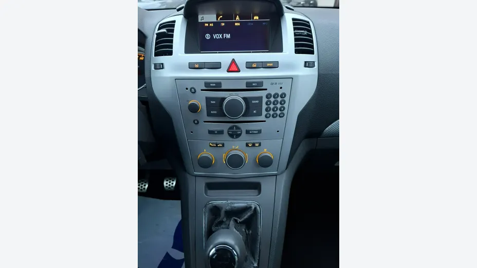 OPEL Zafira -