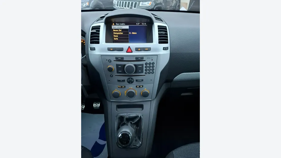 OPEL Zafira -