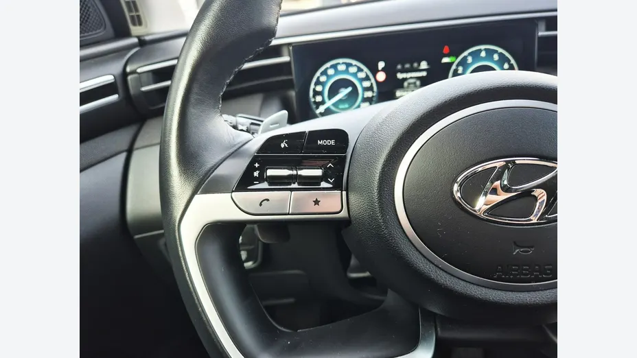 HYUNDAI Tucson -