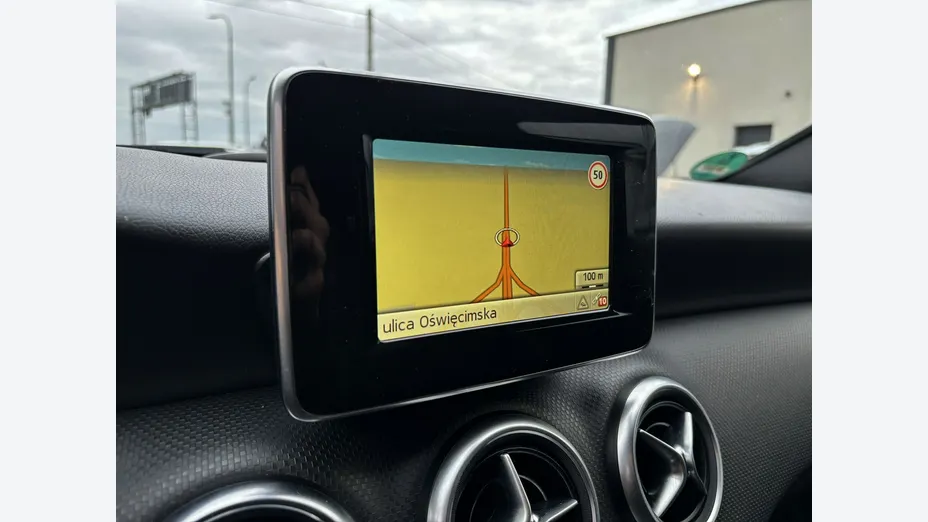 MERCEDES-BENZ A Klasa -