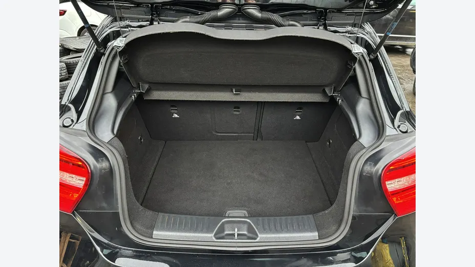 MERCEDES-BENZ A Klasa -