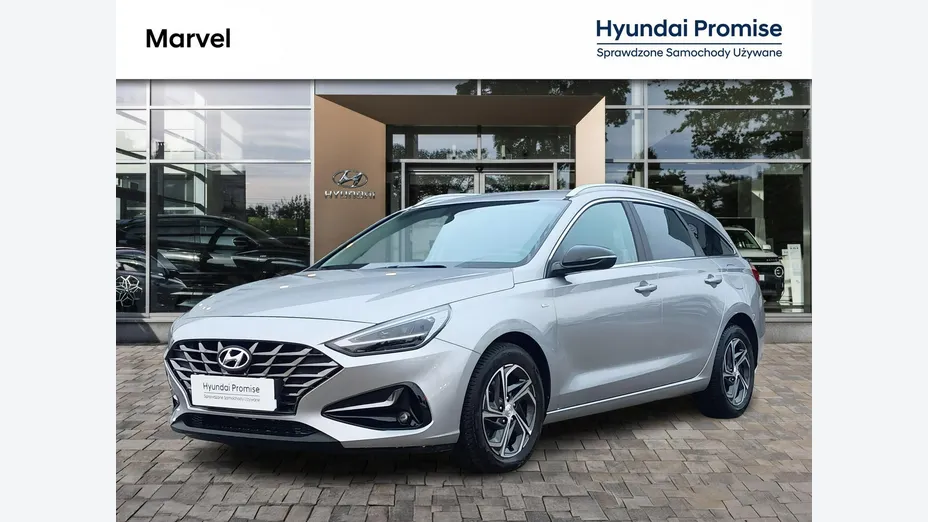 HYUNDAI i30 -