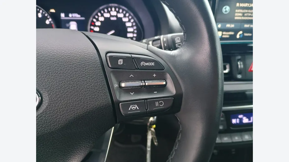 HYUNDAI i30 -