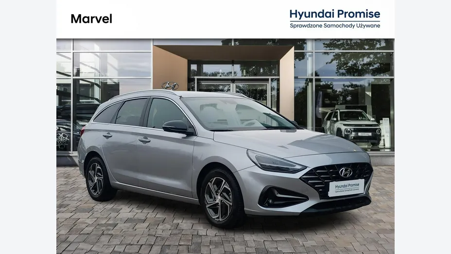 HYUNDAI i30 -