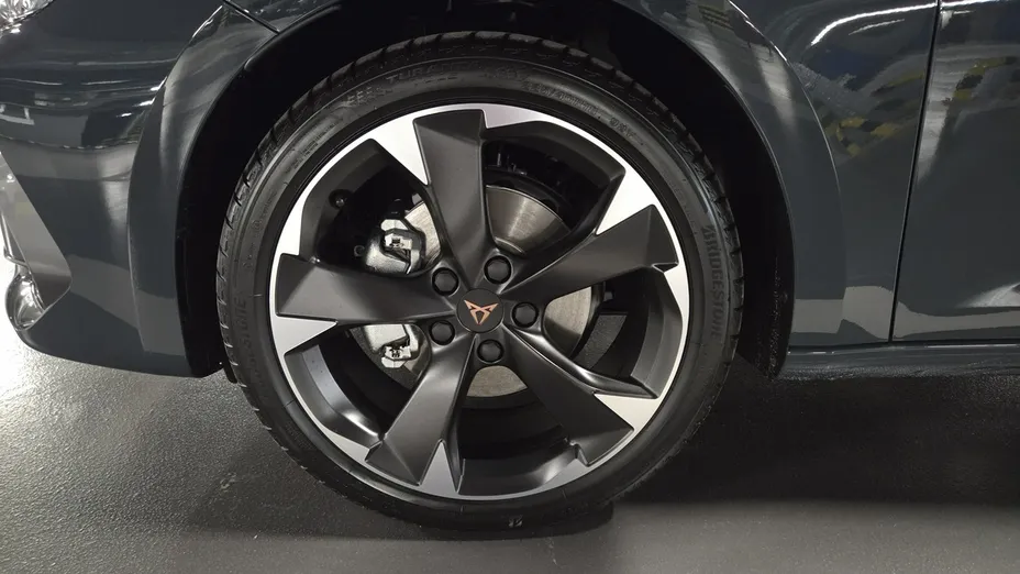 CUPRA Leon -