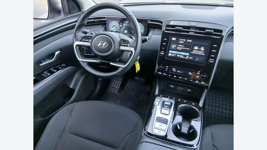 HYUNDAI Tucson -