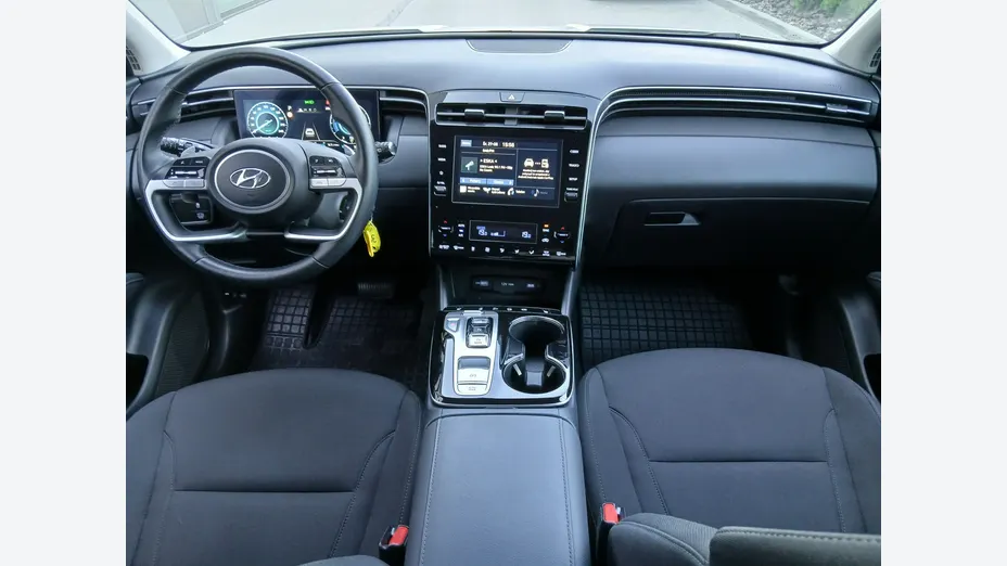 HYUNDAI Tucson -
