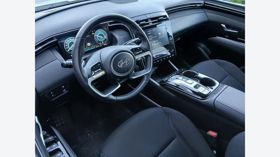 HYUNDAI Tucson -