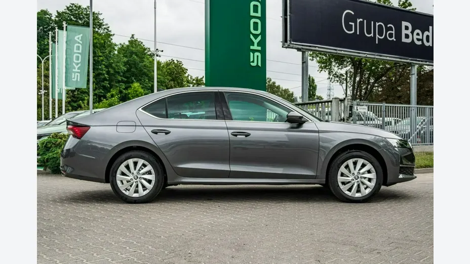 SKODA Octavia -