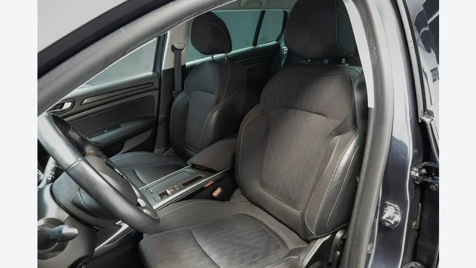 RENAULT Megane -