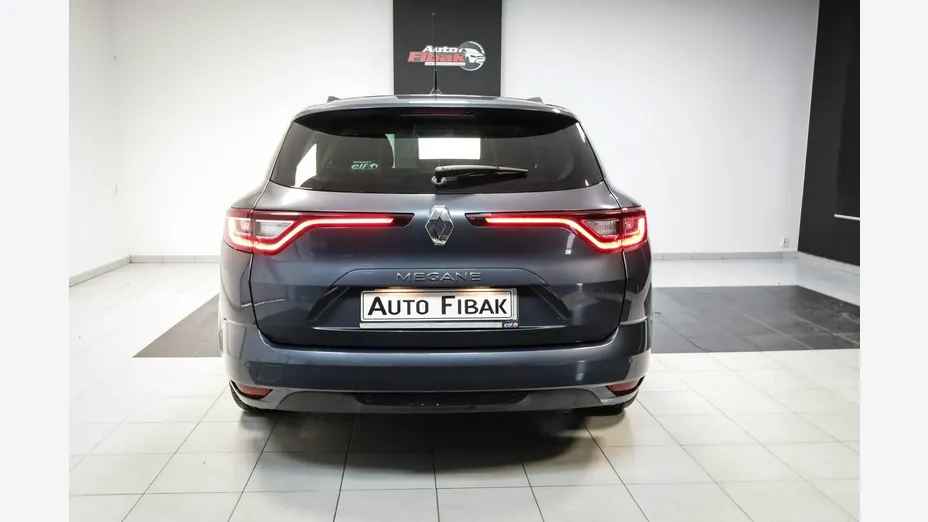 RENAULT Megane -